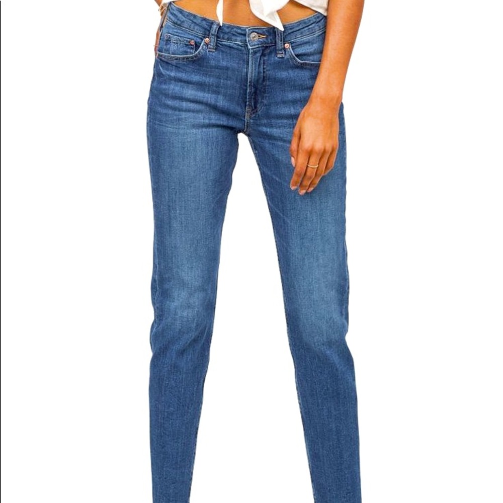 ‼️ H&M Divided Cropped Jeans